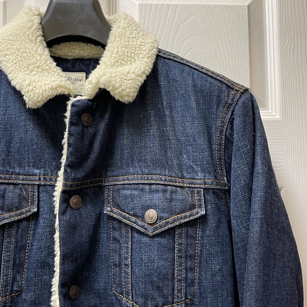 Gap 1969 Men's Medium Sherpa Lined Icon Denim Trucker Jacket Button Front